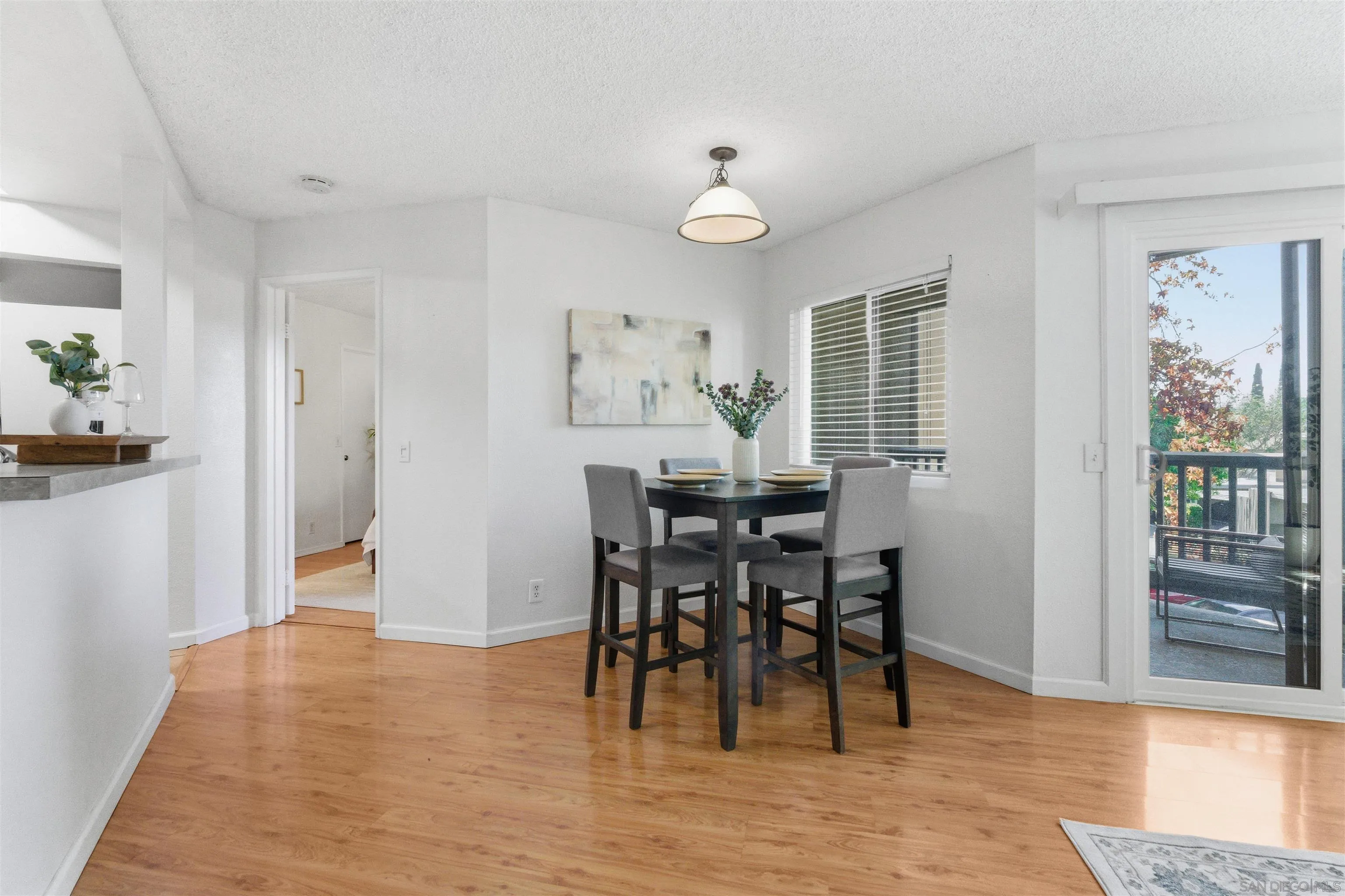 https://cdn.realtyfeed.com/cdn/127/260011120/18cf94930e1c86da22d2fc3ae0d6db0a.webp