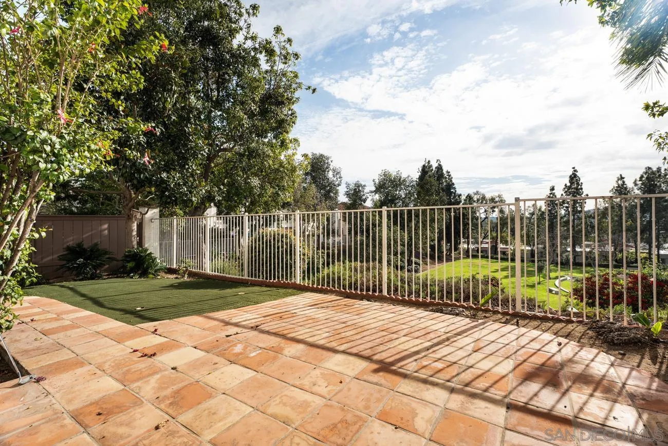 https://cdn.realtyfeed.com/cdn/127/260011121/1b85b37889de6ebef3ce9cfe2b4ff72b.webp