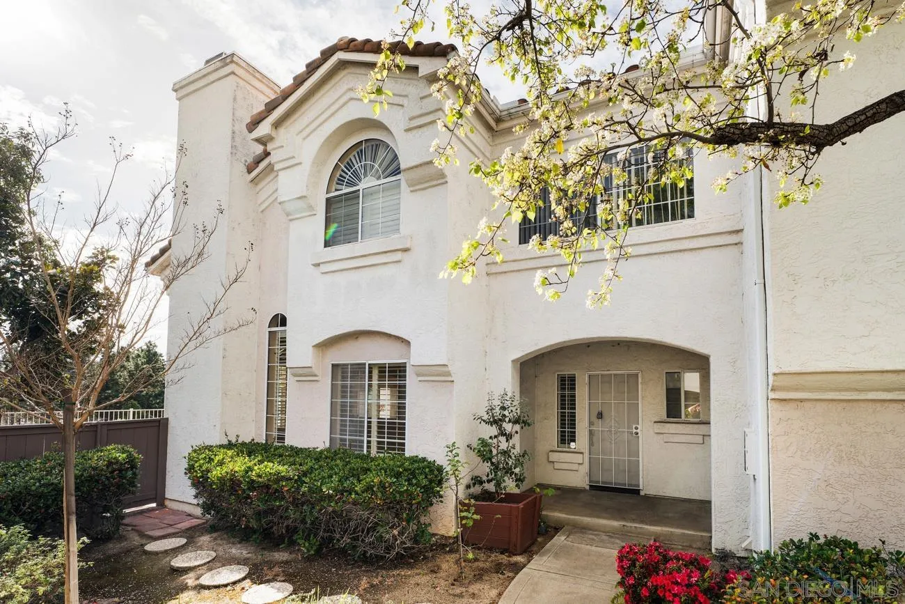 https://cdn.realtyfeed.com/cdn/127/260011121/572ab4f5d0a913e6ef9dcd81d0695cc1.webp
