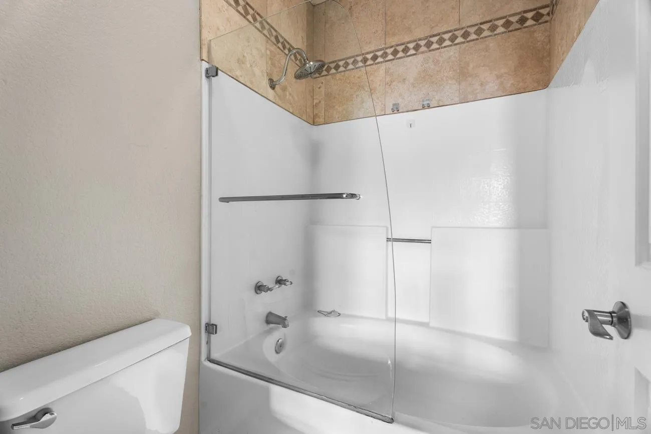 https://cdn.realtyfeed.com/cdn/127/260011121/c4698405646d95ebd22749870121fe65.webp