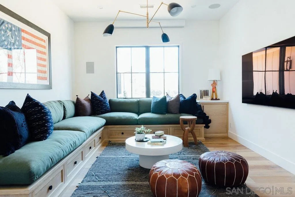 https://cdn.realtyfeed.com/cdn/127/260011122/049ba78c13495f49c9c1f901e1034436.webp