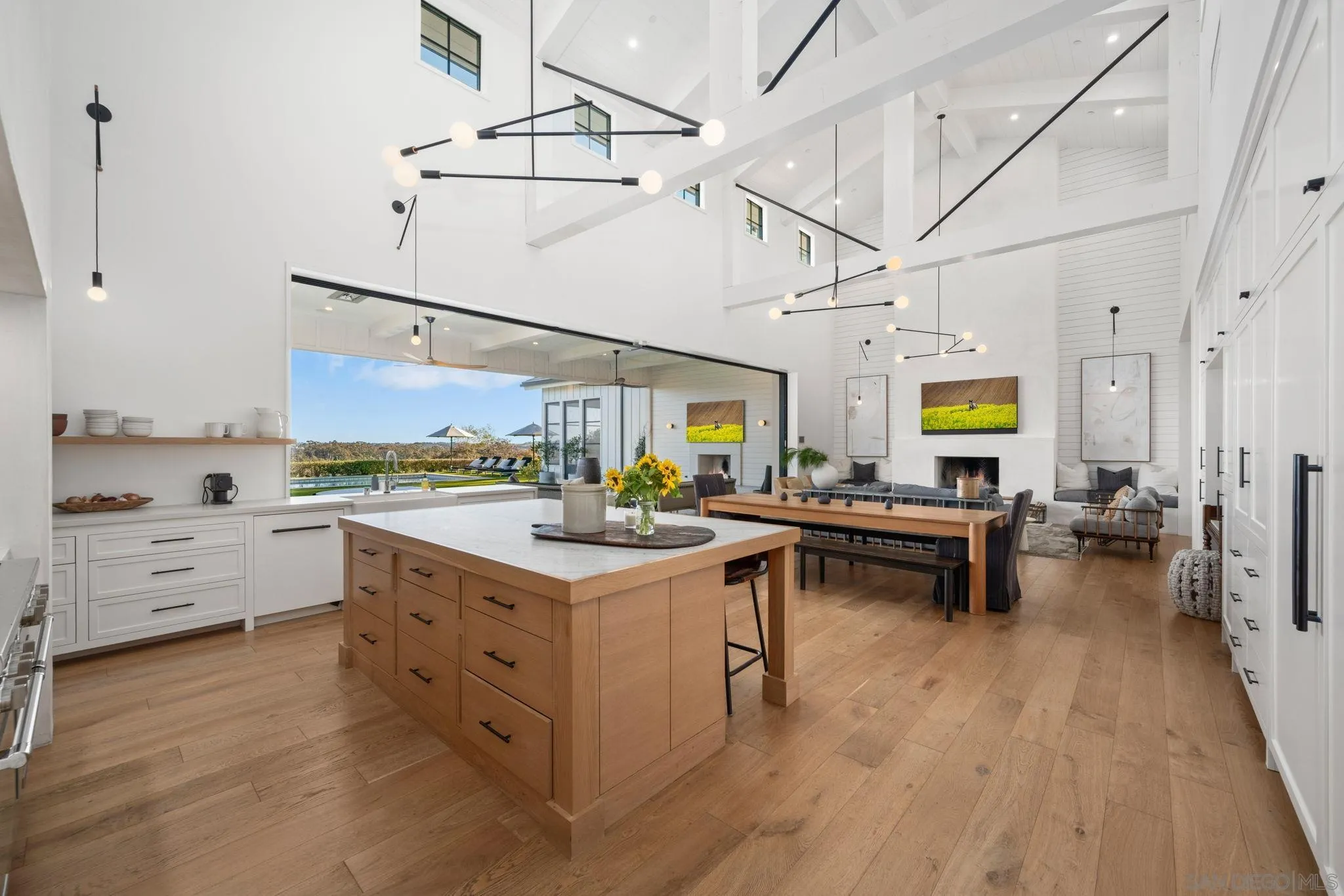 https://cdn.realtyfeed.com/cdn/127/260011122/43f30b87ef37df0e3243d3a2d355a5ed.webp