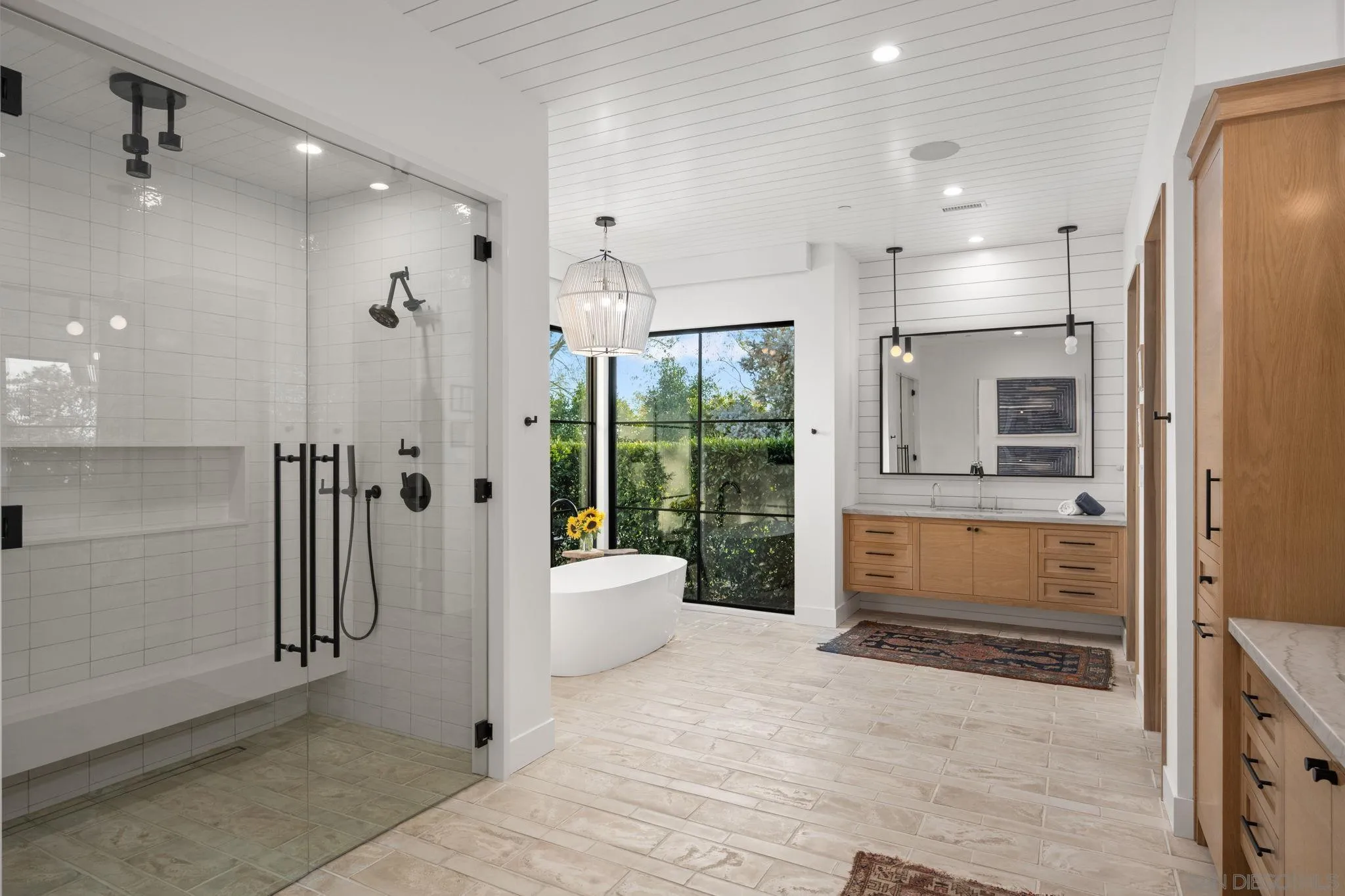 https://cdn.realtyfeed.com/cdn/127/260011122/cd1fa4cc858d197c200be1f1eafb27c9.webp