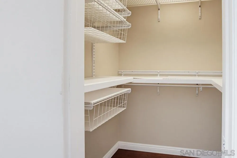 https://cdn.realtyfeed.com/cdn/127/260011124/ba392ff3f982ffd5df96a83e804e817e.webp