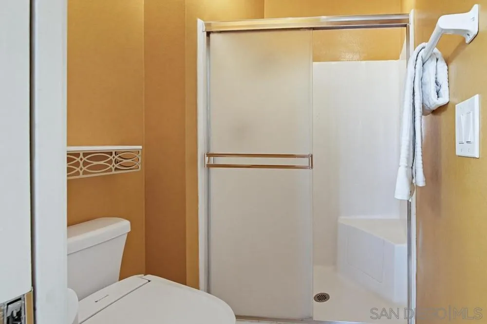 https://cdn.realtyfeed.com/cdn/127/260011124/dbbf9625f1f51ecc4f1b4b74bfe193e9.webp