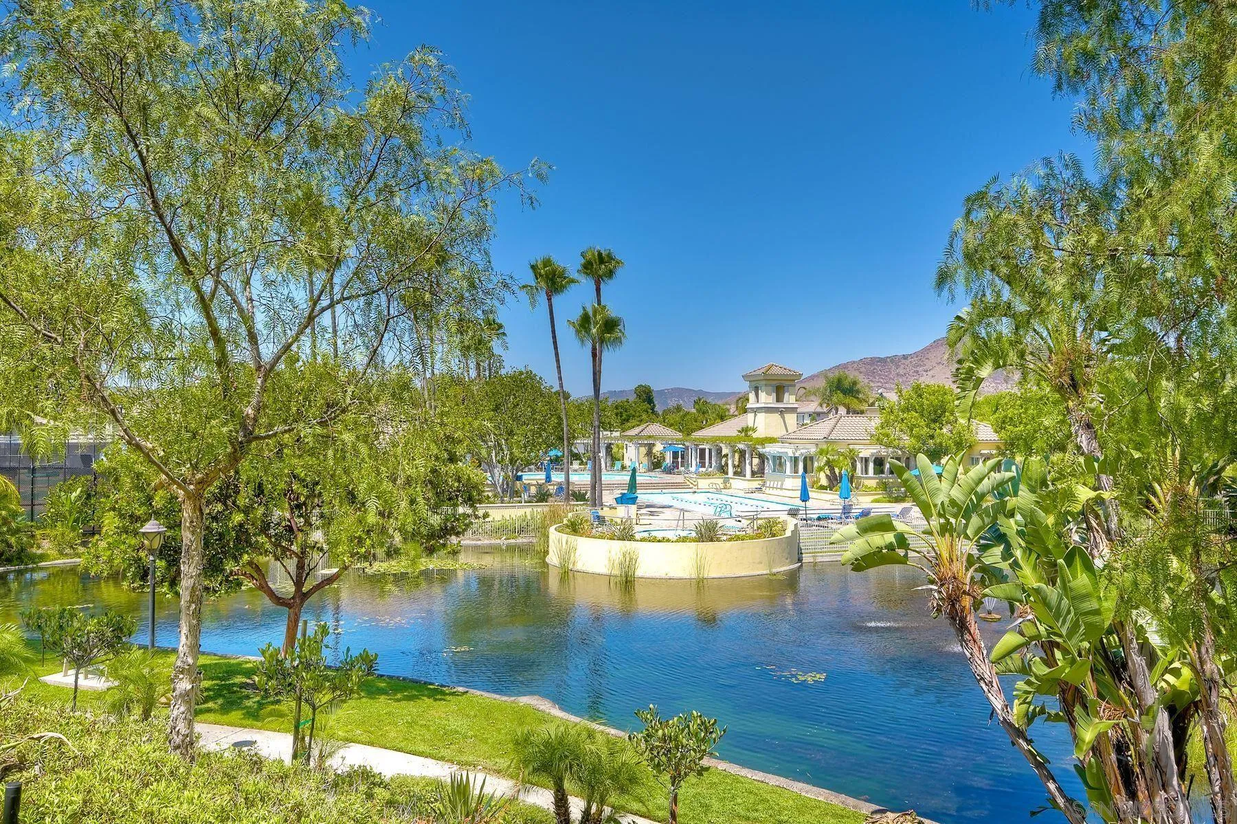https://cdn.realtyfeed.com/cdn/127/260011128/0f45e522fb08f695285255d7929d1cbb.webp