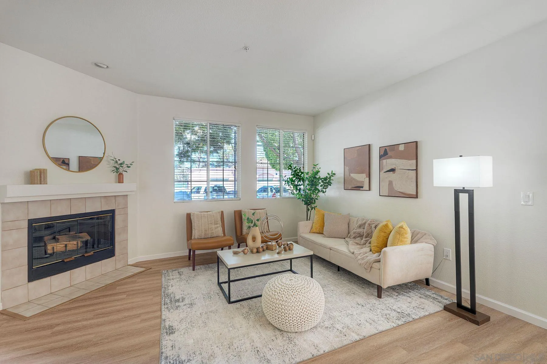 https://cdn.realtyfeed.com/cdn/127/260011128/1e821682dd7aece9c0da3a011741e191.webp