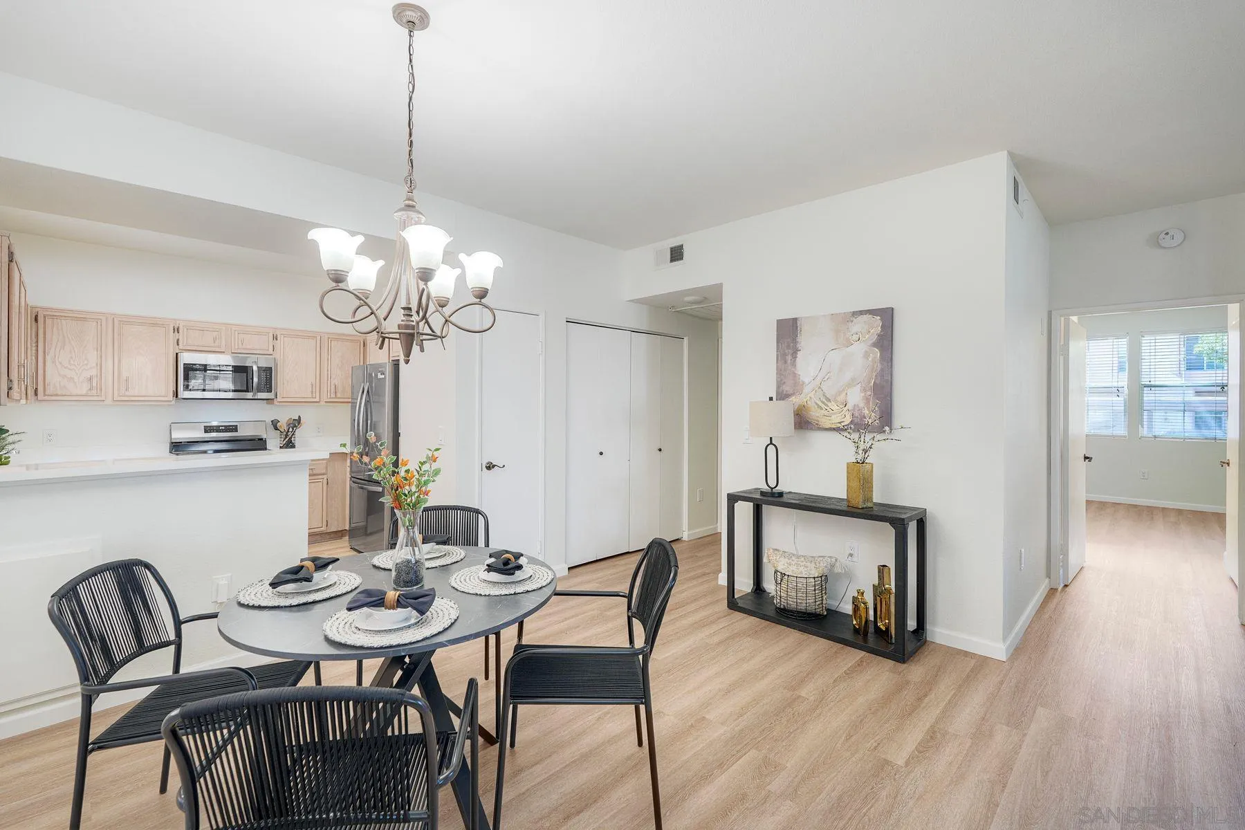https://cdn.realtyfeed.com/cdn/127/260011128/6ac3aabb04f1bebf6d5ed48f9d7b6528.webp