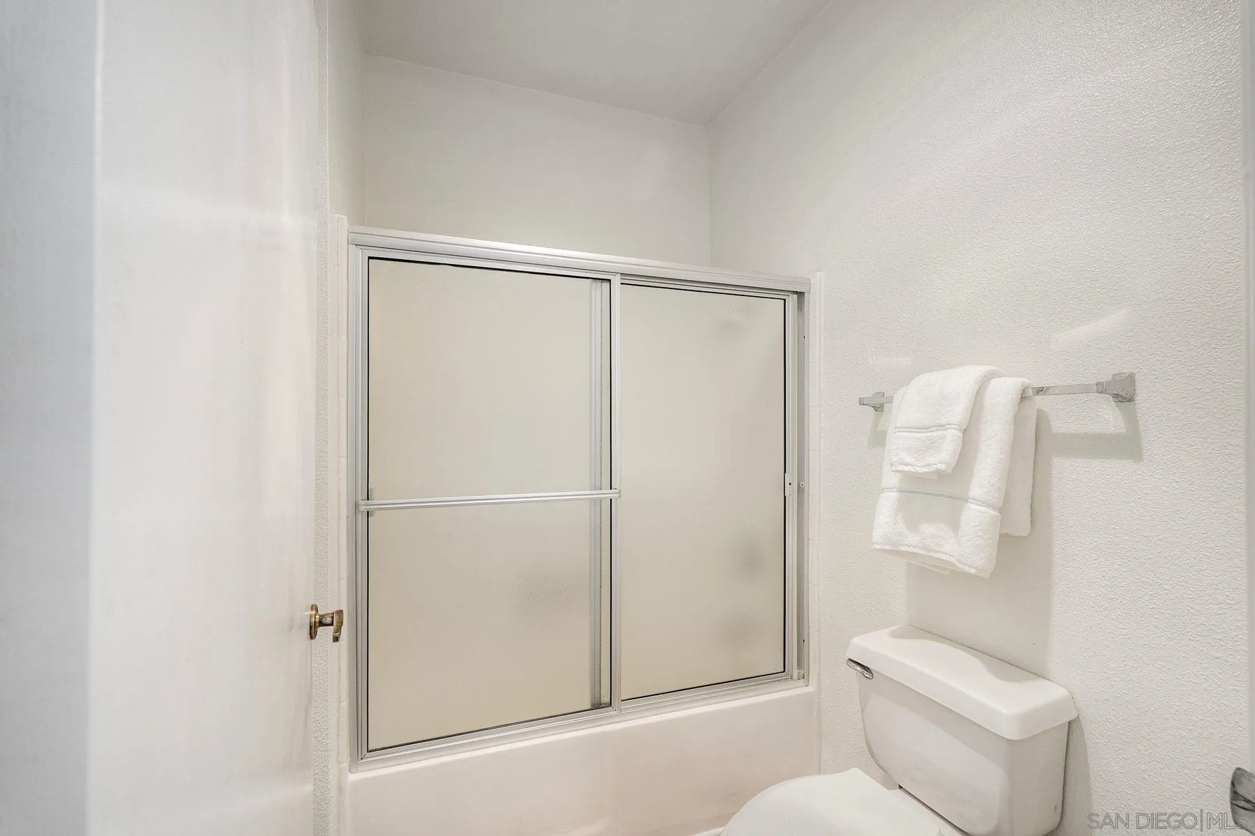 https://cdn.realtyfeed.com/cdn/127/260011128/6e4f51c80e02d76f12a1cde26ed80b60.webp