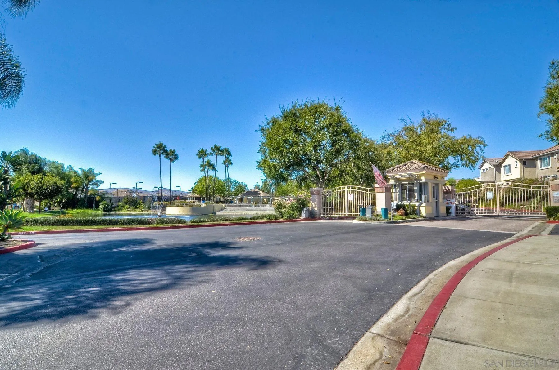 https://cdn.realtyfeed.com/cdn/127/260011128/cbbab2480e524f86a1d33b08d84329e6.webp