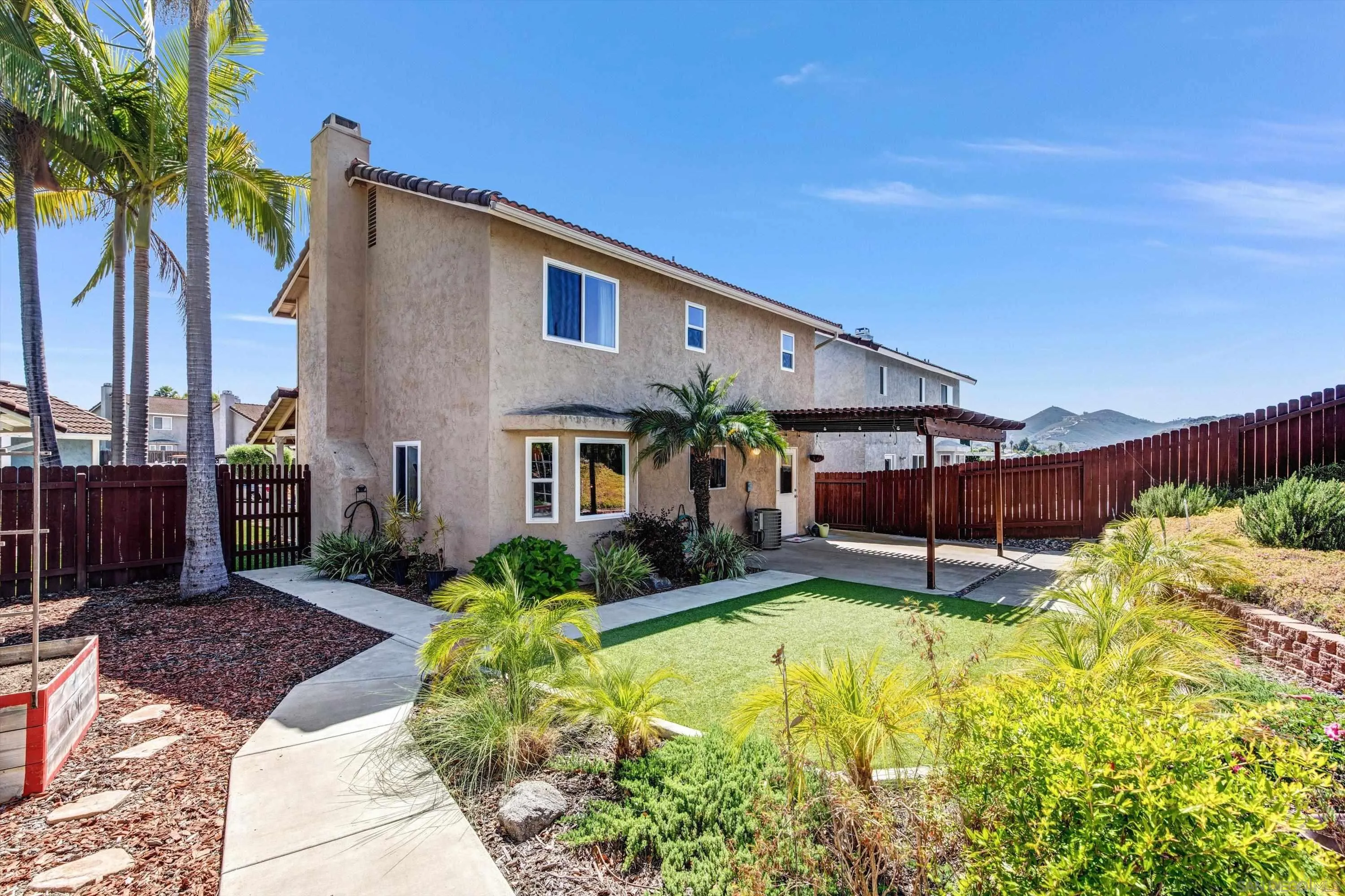 https://cdn.realtyfeed.com/cdn/127/260011129/37ded02871f4f2284cb0a36d7656c334.webp