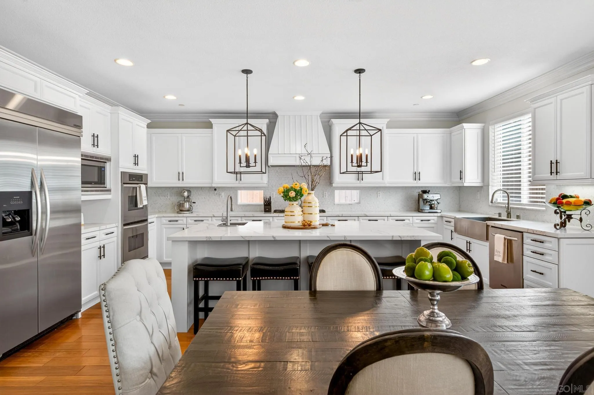 https://cdn.realtyfeed.com/cdn/127/260011130/1ef0cb91477f8381fbf1515f46efca03.webp