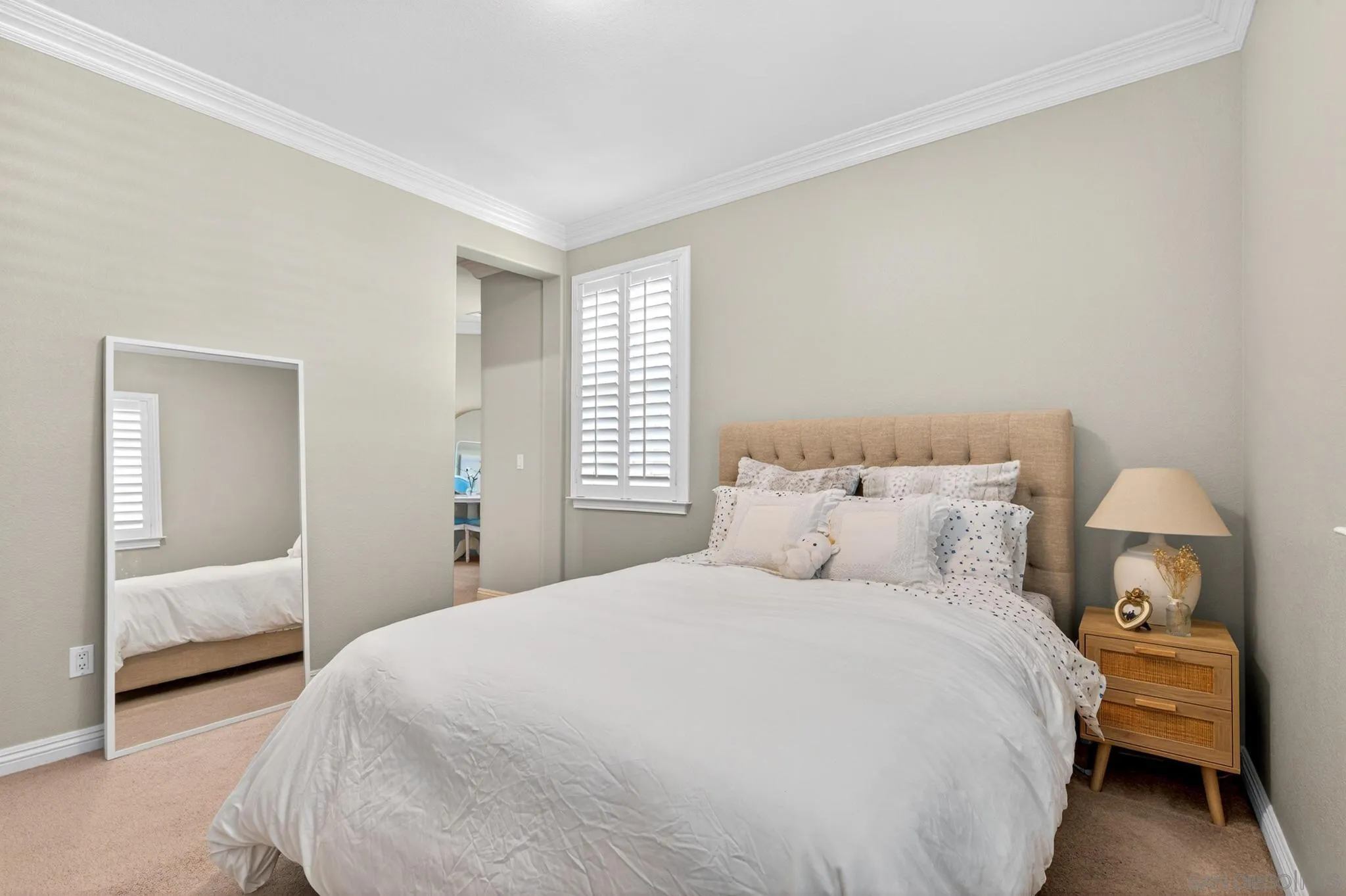 https://cdn.realtyfeed.com/cdn/127/260011130/1fc65d1f2dacb77a3cb464249f2a56b2.webp