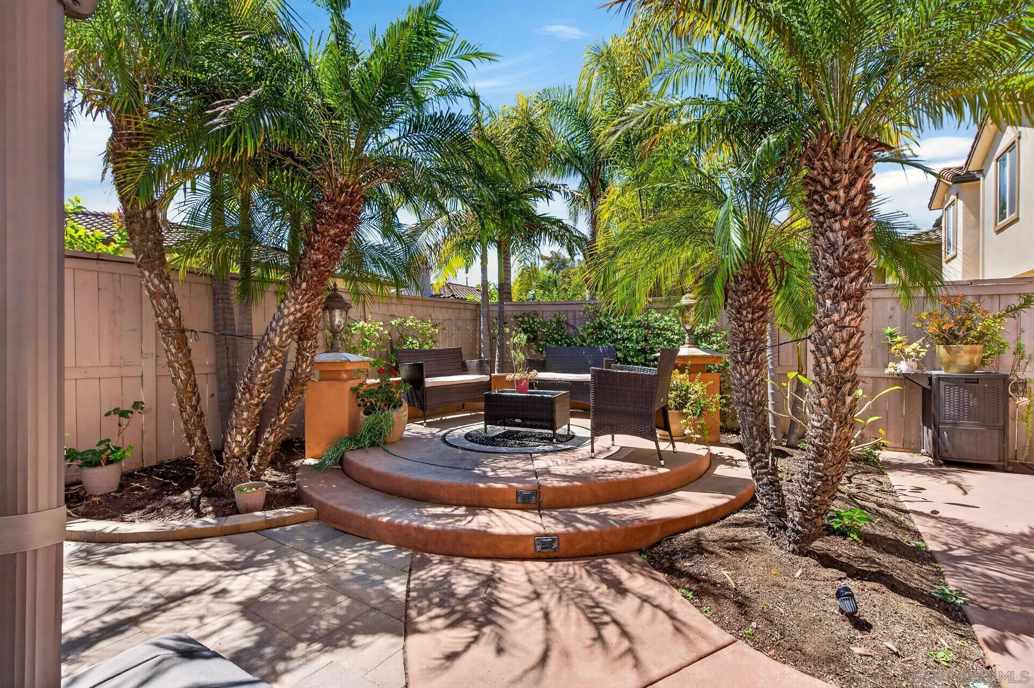 https://cdn.realtyfeed.com/cdn/127/260011130/e7bea053775d002d7c942034bca4ad3d.webp
