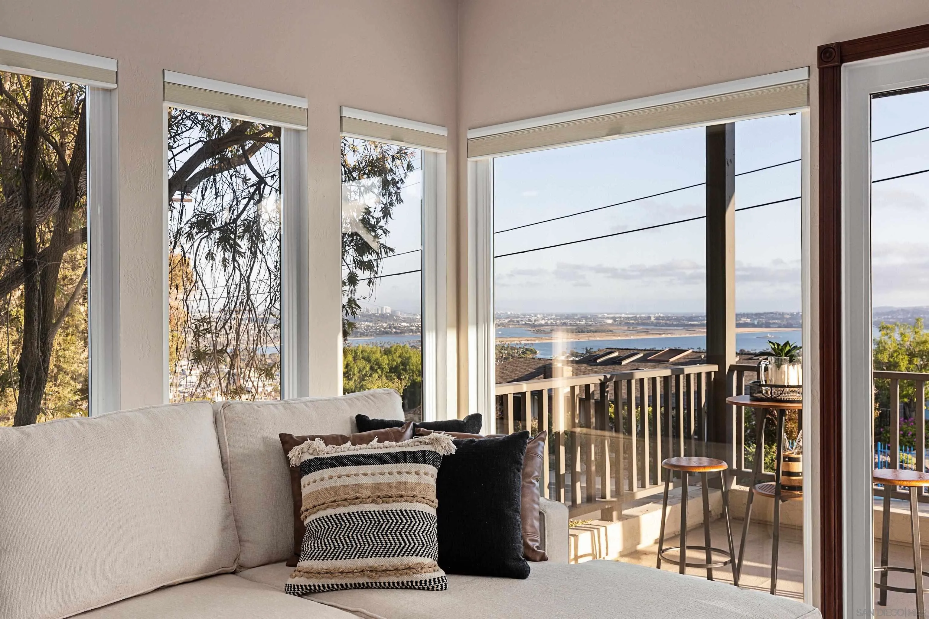 https://cdn.realtyfeed.com/cdn/127/260011131/f929d7af818631bc8808d95eeb6e21ad.webp