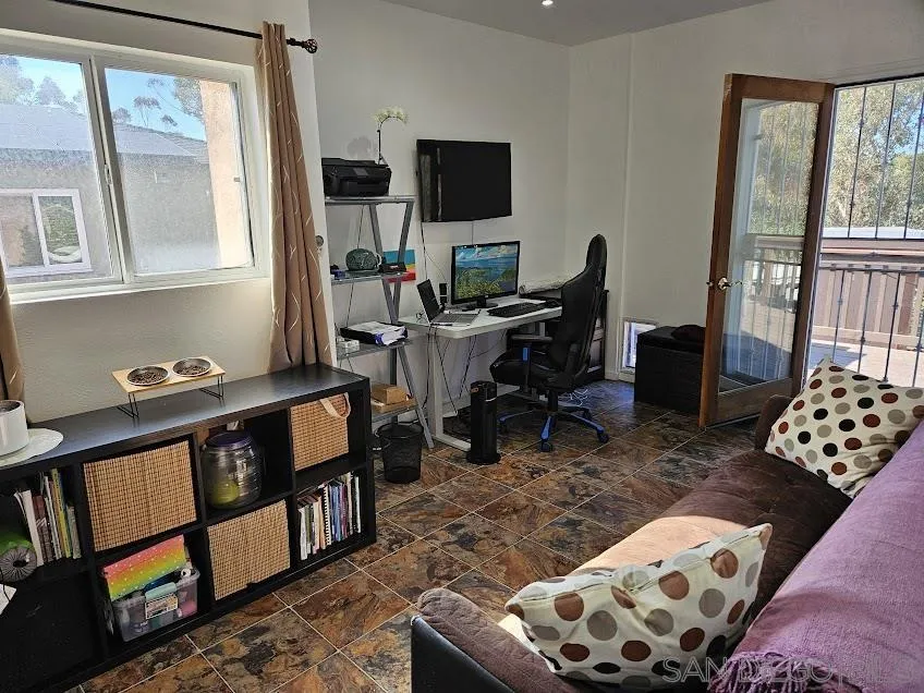 https://cdn.realtyfeed.com/cdn/127/260011132/44428d24cc62f2e4e66997928a04844e.webp