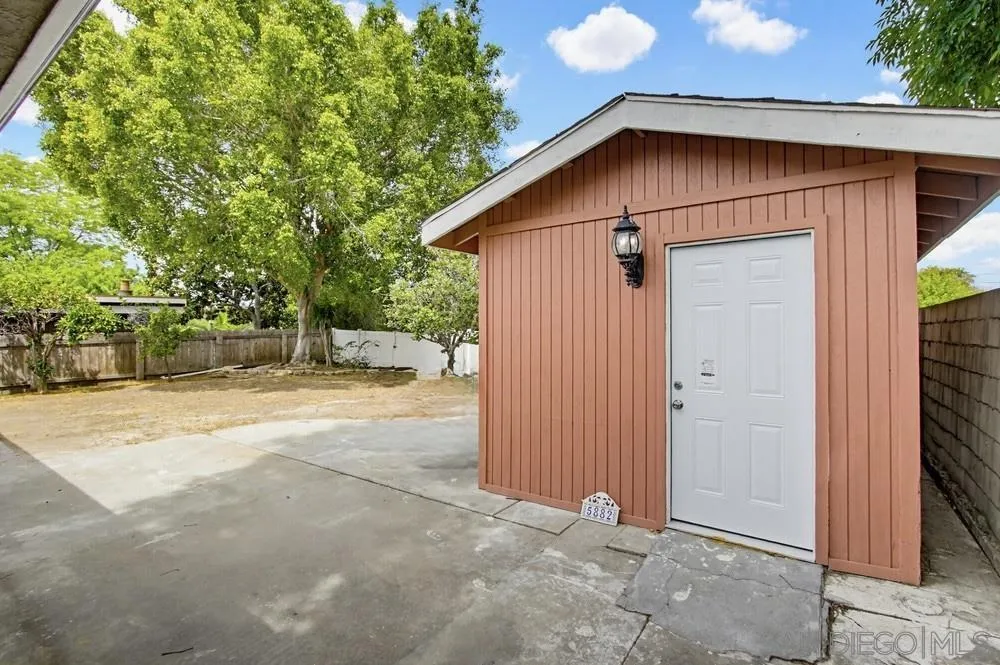 https://cdn.realtyfeed.com/cdn/127/260011133/0770be1fef8d63aca9c003079c25ad37.webp