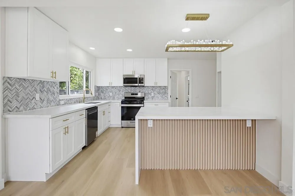 https://cdn.realtyfeed.com/cdn/127/260011133/2ebaf72c87eae5439655420ae17dd8b9.webp
