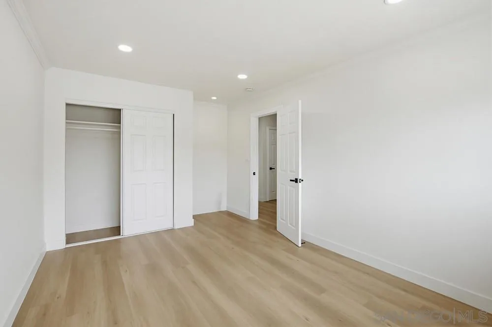 https://cdn.realtyfeed.com/cdn/127/260011133/5de0f02a6fc46f0040034f3f67044ec7.webp