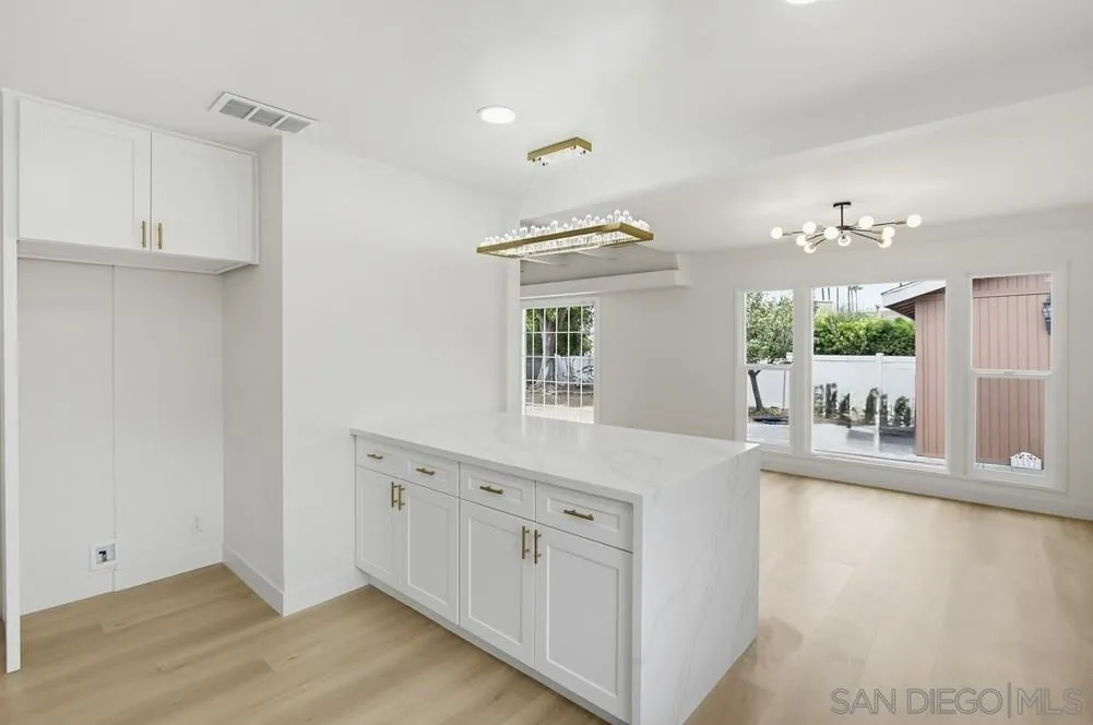 https://cdn.realtyfeed.com/cdn/127/260011133/a160eda8cd05986eeda378296d2bcc28.webp