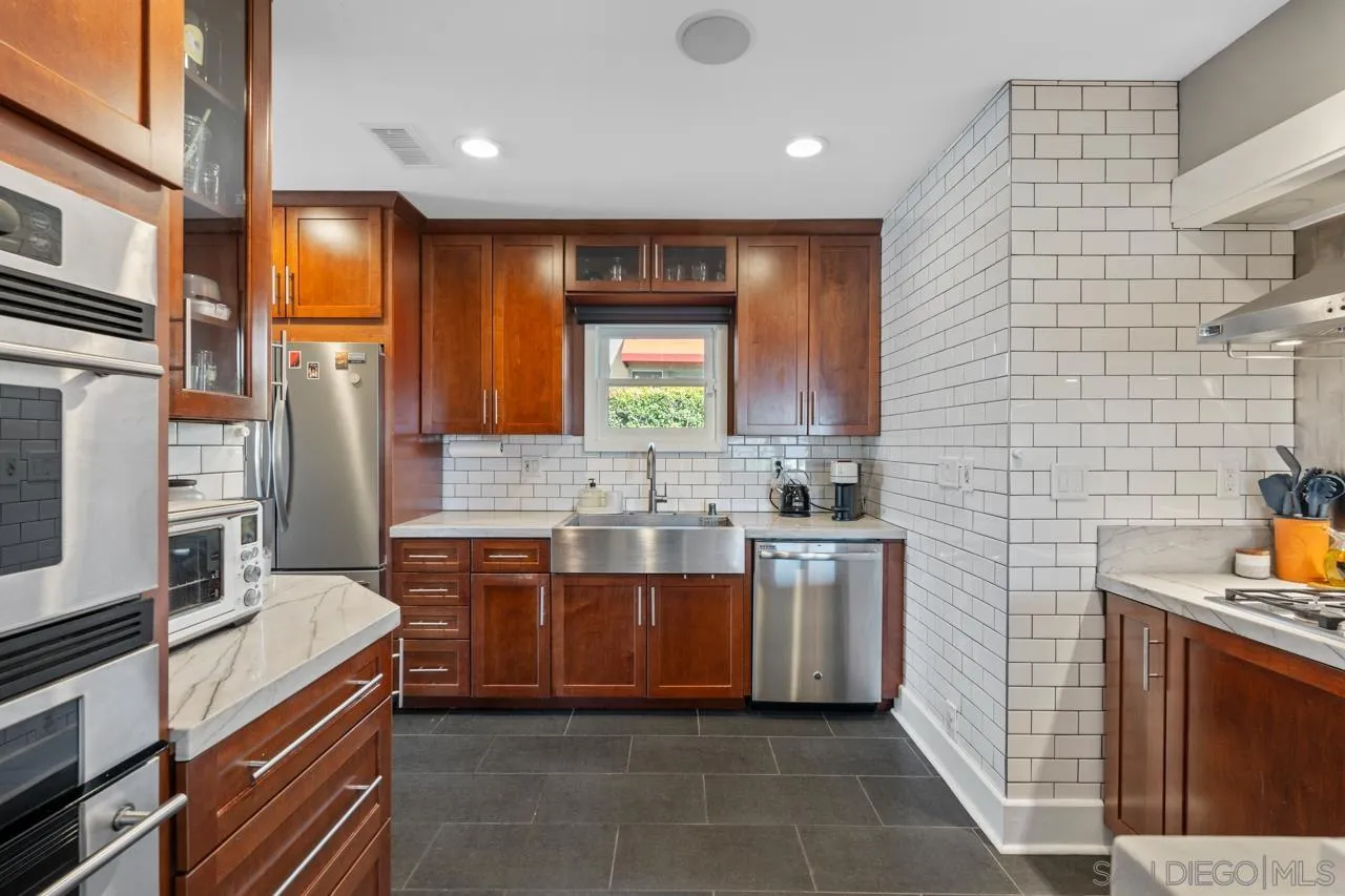https://cdn.realtyfeed.com/cdn/127/260011138/7466058d6b9f592bbb11f32126cf0fdd.webp