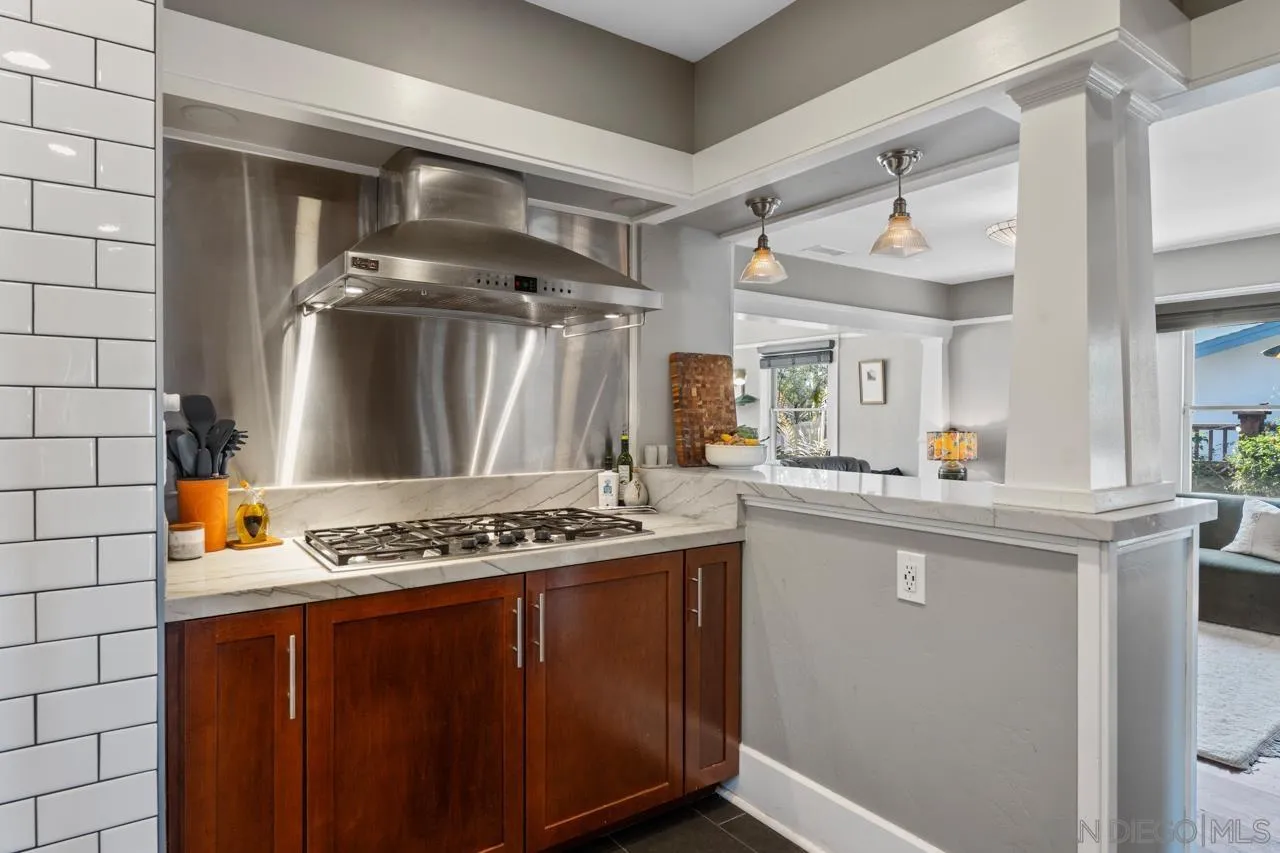 https://cdn.realtyfeed.com/cdn/127/260011138/c0a4504049af0a60a112f79a9d7f7eff.webp