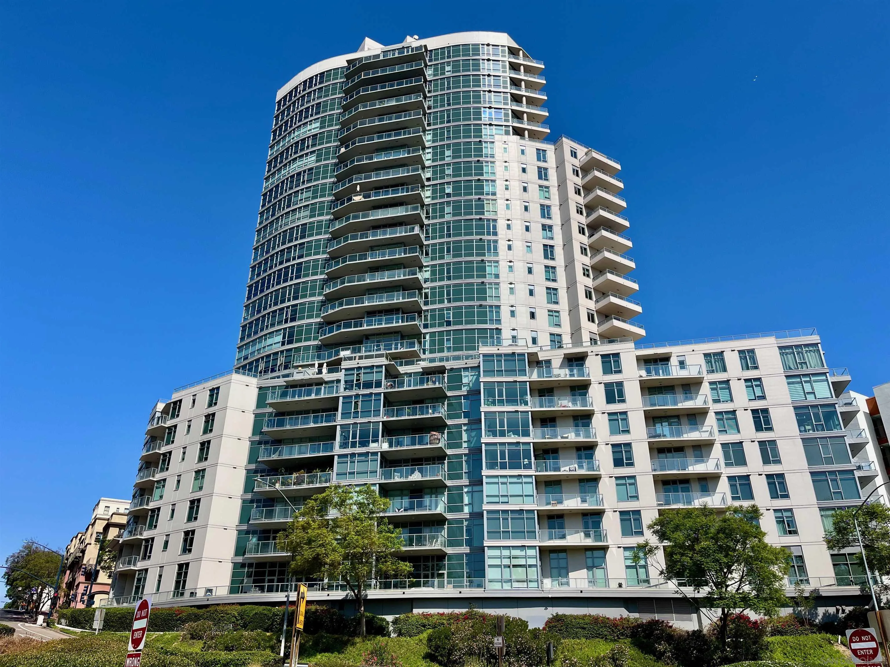 https://cdn.realtyfeed.com/cdn/127/260011141/23ae384677295ca4f319915526f29a40.webp