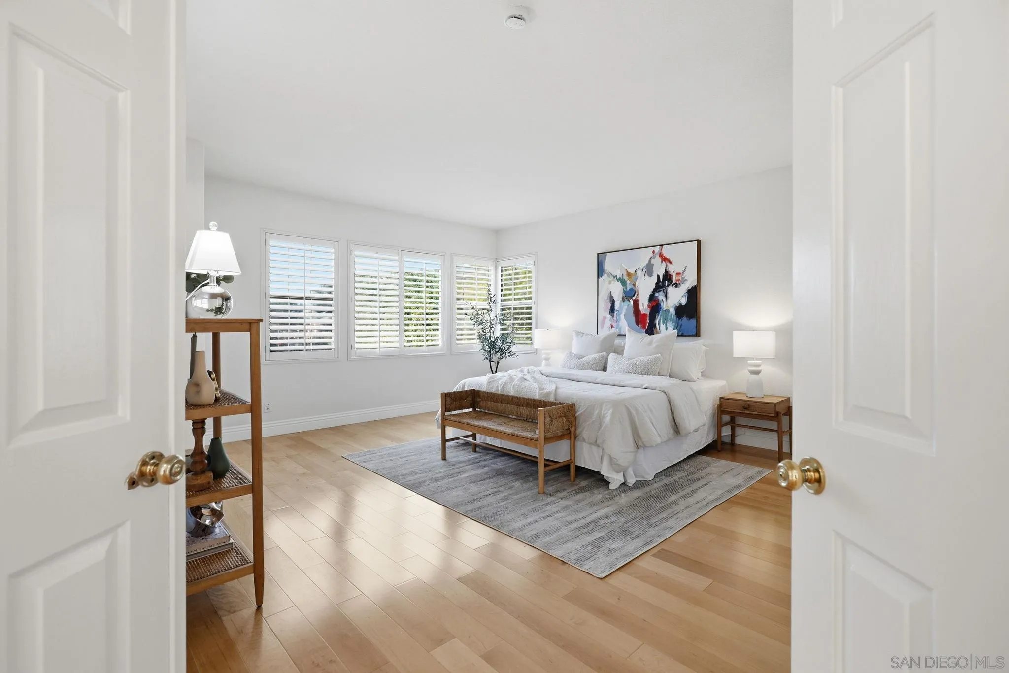 https://cdn.realtyfeed.com/cdn/127/260011144/18a576a7e1022bedd5c86d1a06ac575c.webp