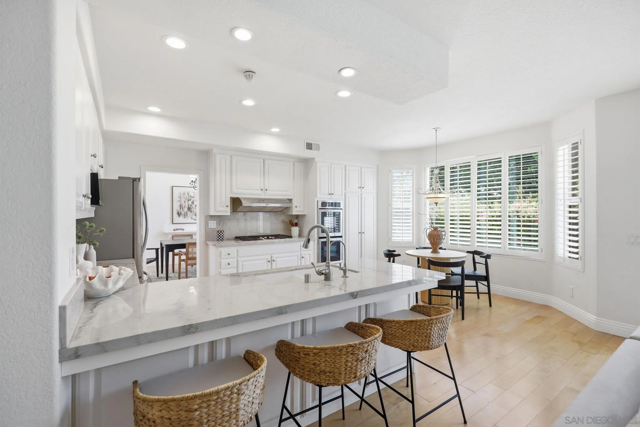 https://cdn.realtyfeed.com/cdn/127/260011144/39ce4ed717107781dedf22b64b2bbdc4.webp