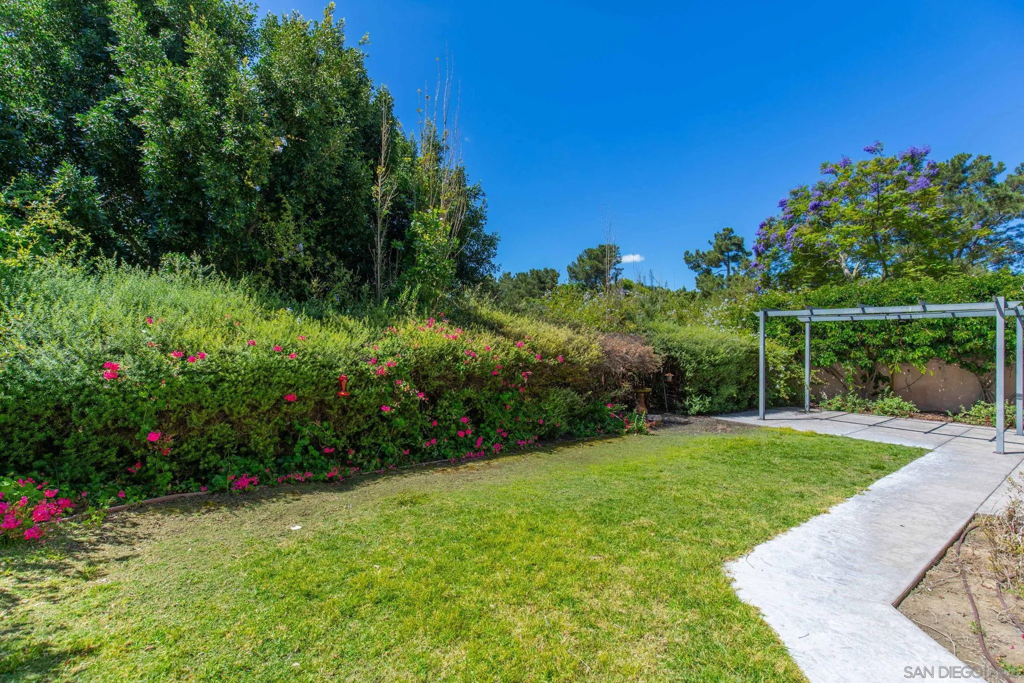 https://cdn.realtyfeed.com/cdn/127/260011144/3b348c4468f8a3e7ced3ab30f3da1339.webp