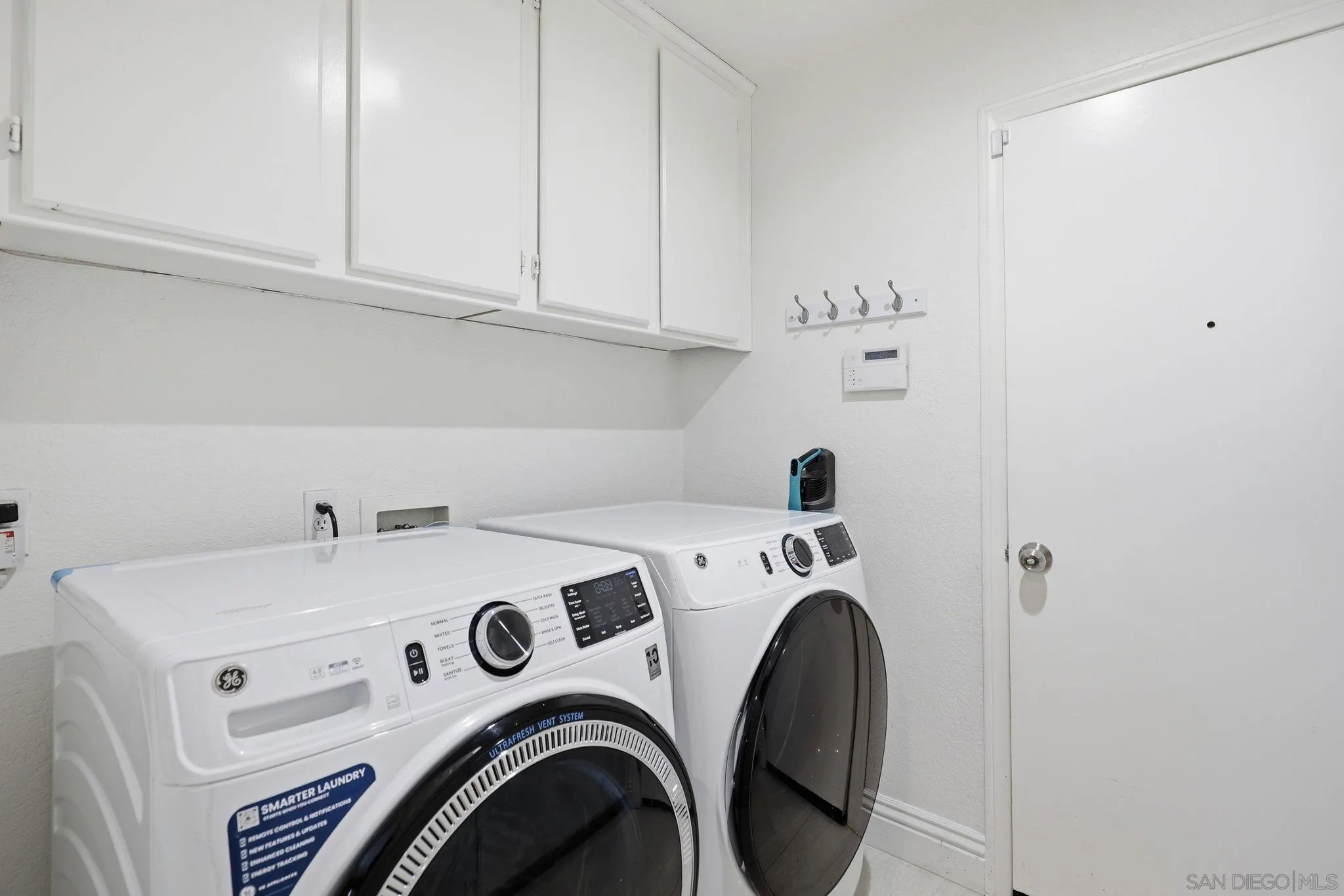 https://cdn.realtyfeed.com/cdn/127/260011144/fbfe7fd1d8a69d49993ad7e5d16bbe05.webp
