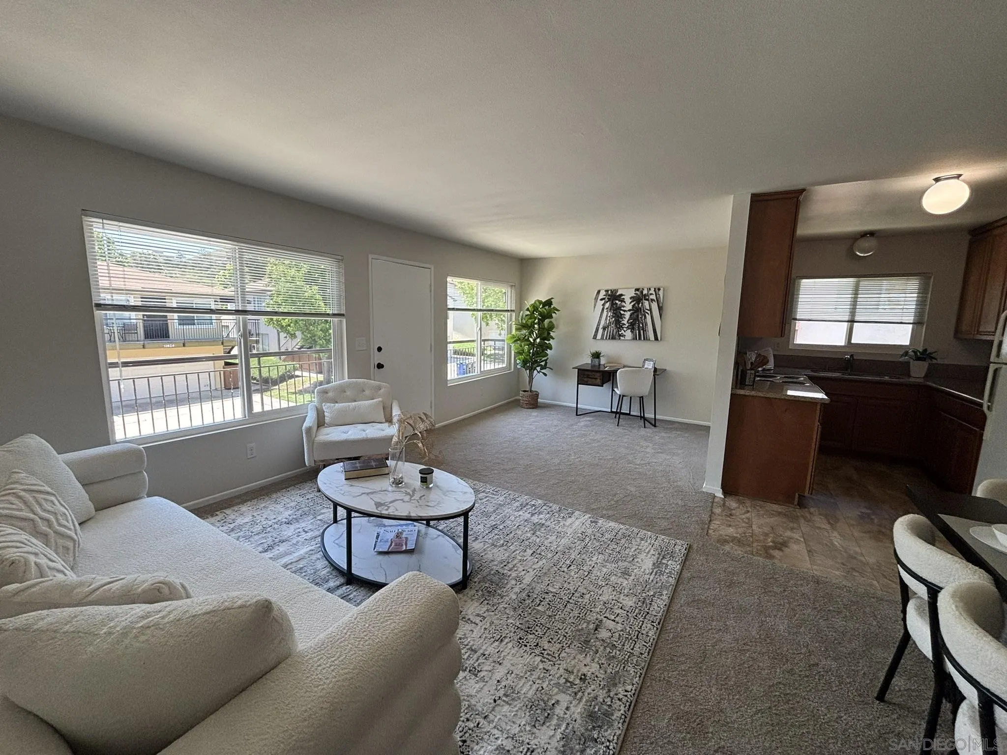 https://cdn.realtyfeed.com/cdn/127/260011145/a5928b5ec23f708d7302b62ca74cd24d.webp