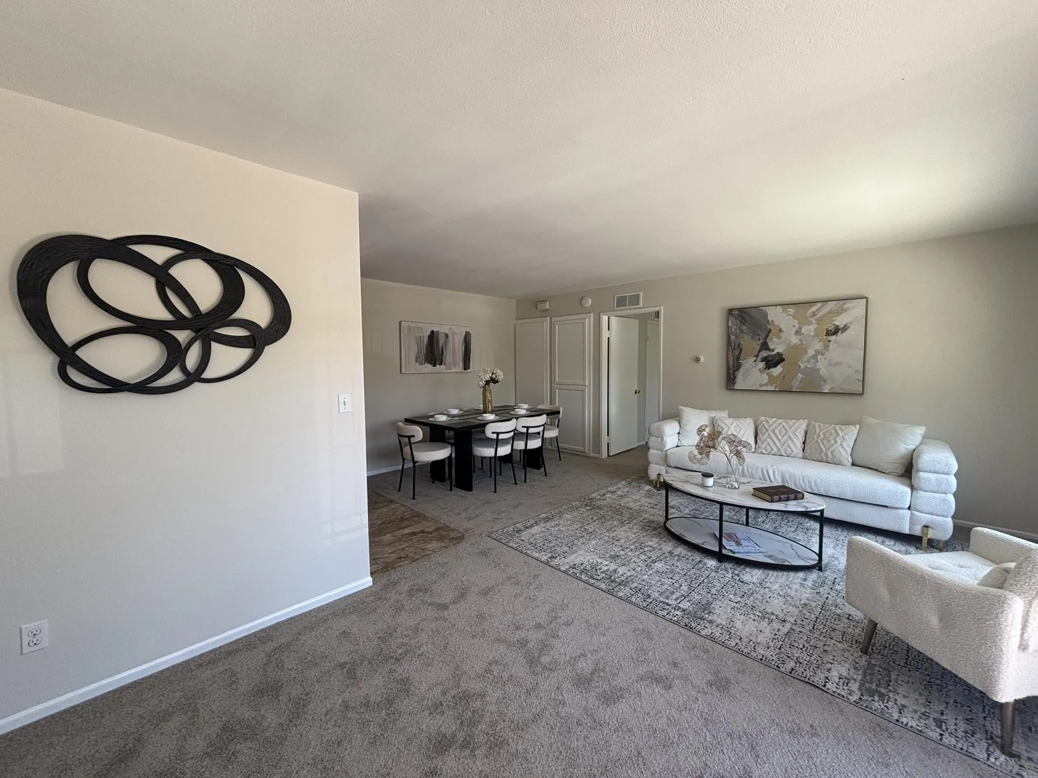 https://cdn.realtyfeed.com/cdn/127/260011145/a7023e17e6011467ea6192b1dd9c418f.webp