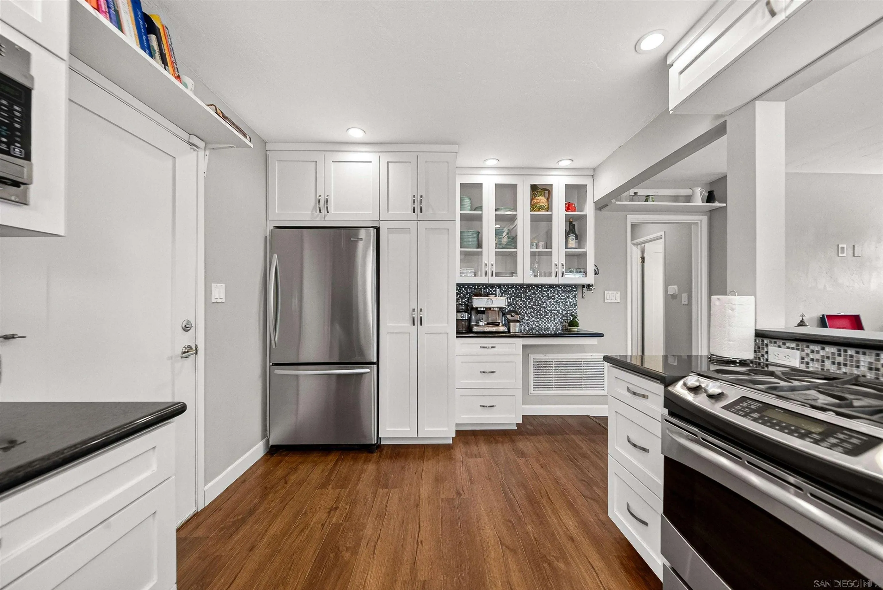 https://cdn.realtyfeed.com/cdn/127/260011147/0bc5c4f7aa83b3aa125e0d0014831d2d.webp