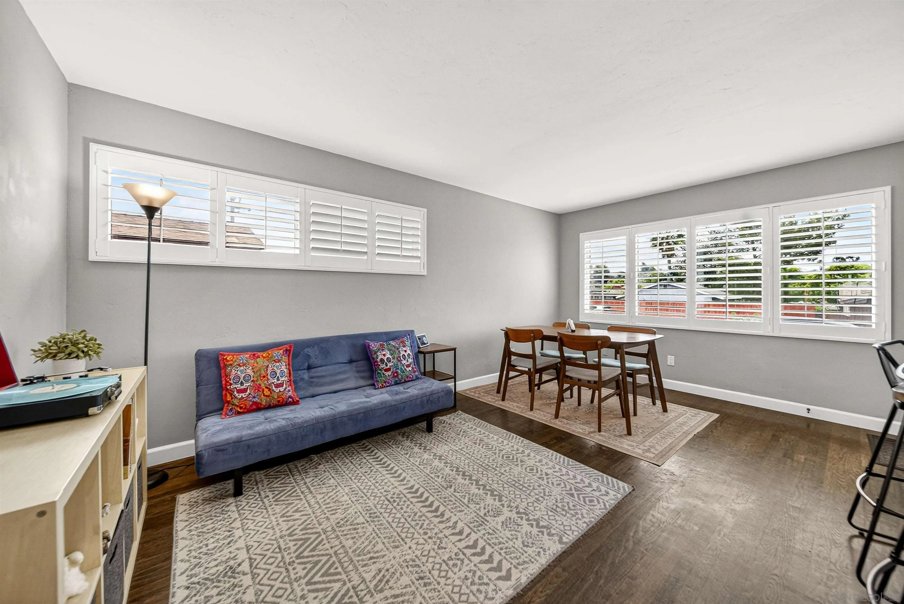 https://cdn.realtyfeed.com/cdn/127/260011147/302fcbc74ab7a31bf491c01db983504d.webp