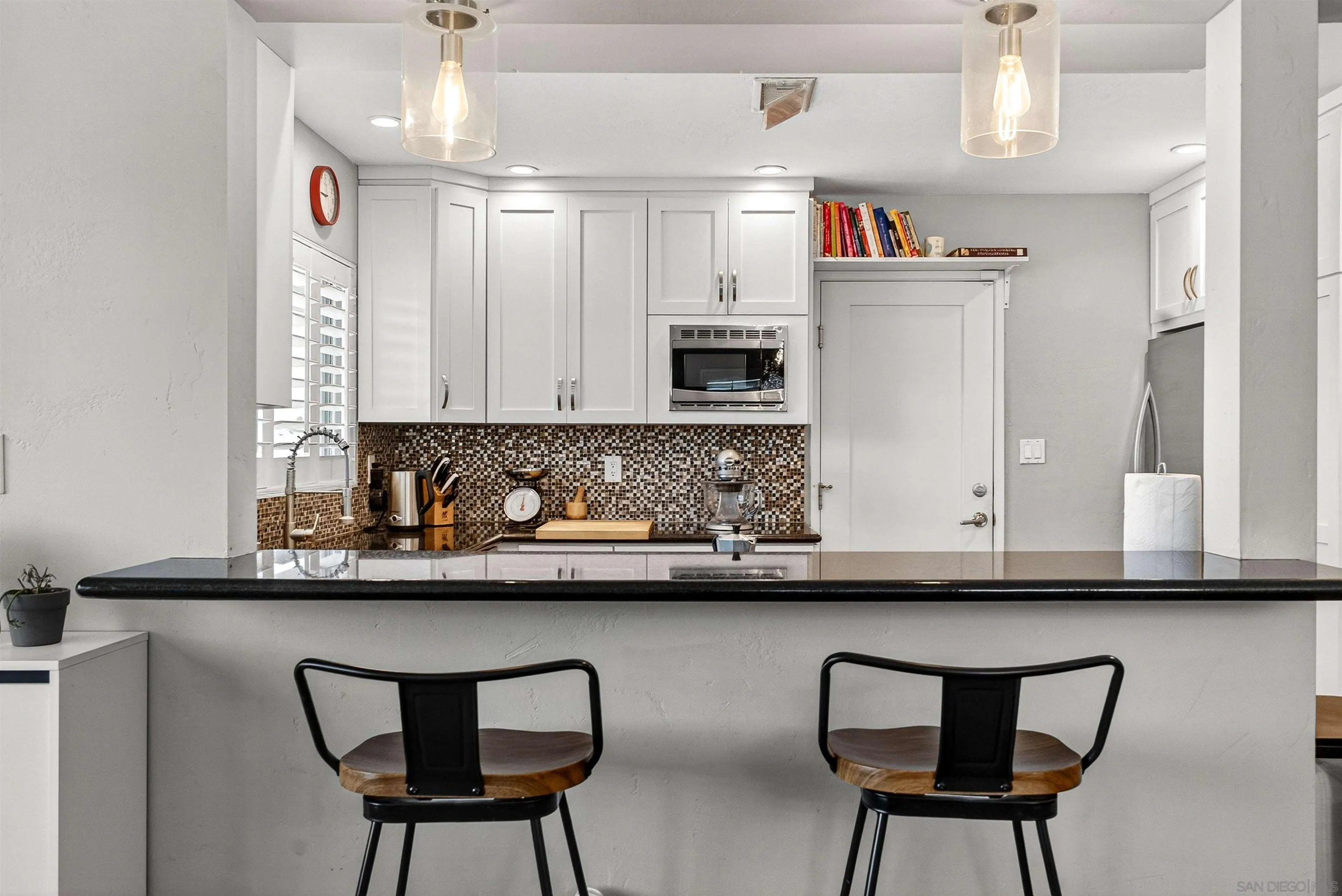 https://cdn.realtyfeed.com/cdn/127/260011147/32ccf6ae7314d6efa7bf7d5066eabffb.webp