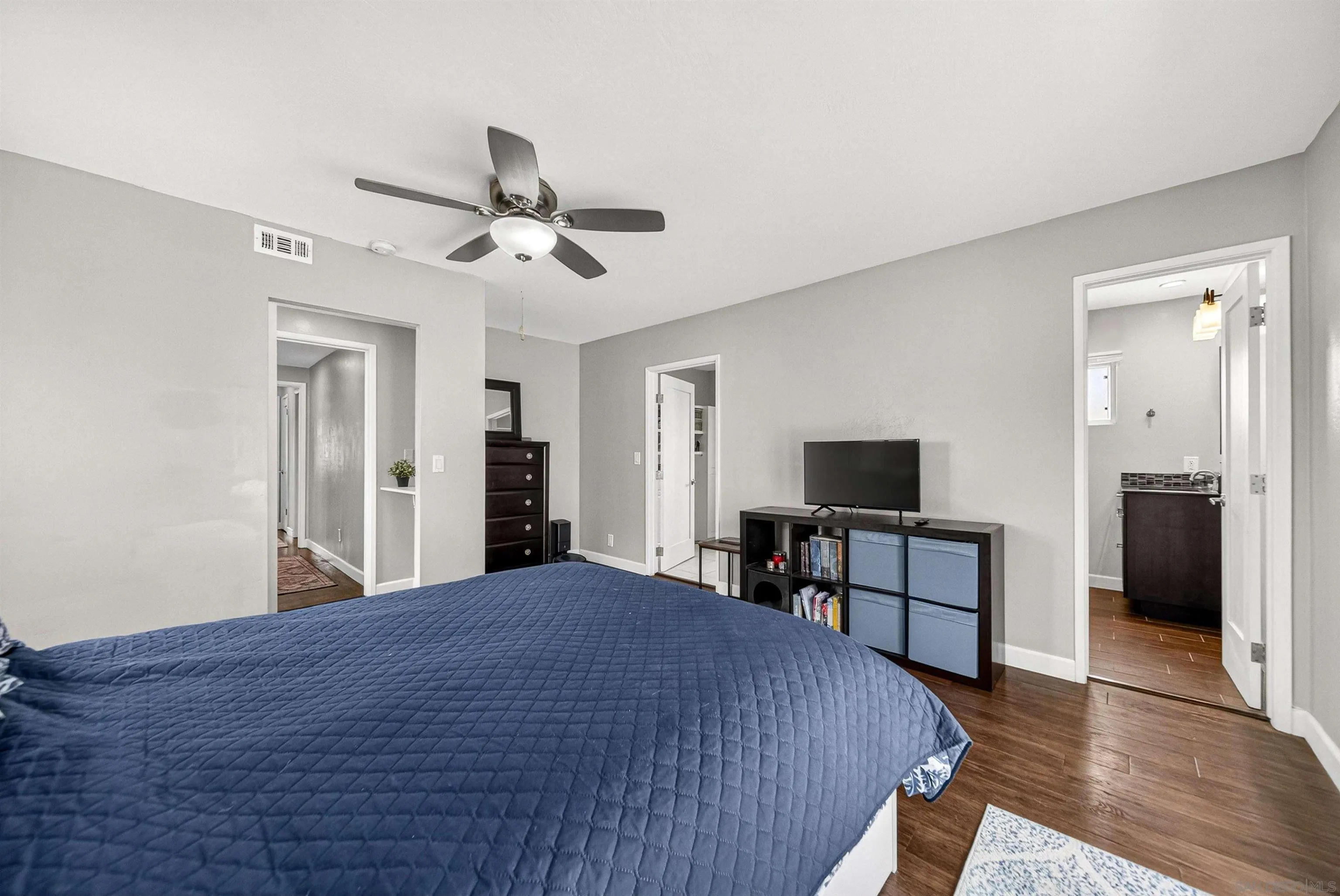 https://cdn.realtyfeed.com/cdn/127/260011147/e529111f0512ab2138786633fb7d865a.webp