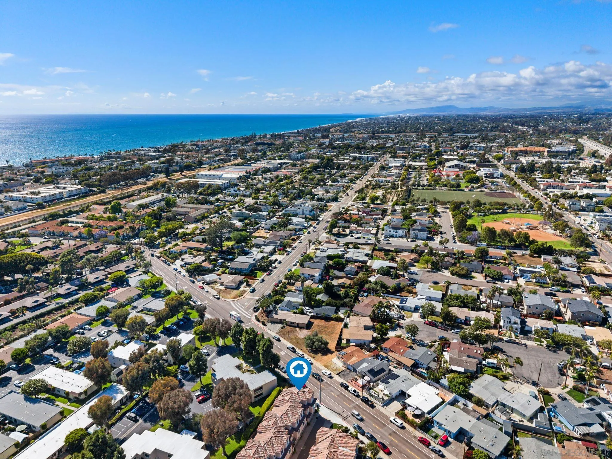 https://cdn.realtyfeed.com/cdn/127/260011152/6622b4ddafab43bf0d11ca4a6c42502a.webp