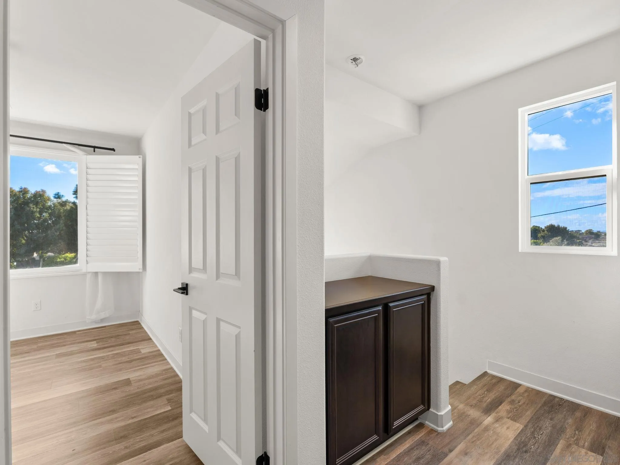 https://cdn.realtyfeed.com/cdn/127/260011152/85569f6f4f3d5fda62962aa83c425d23.webp