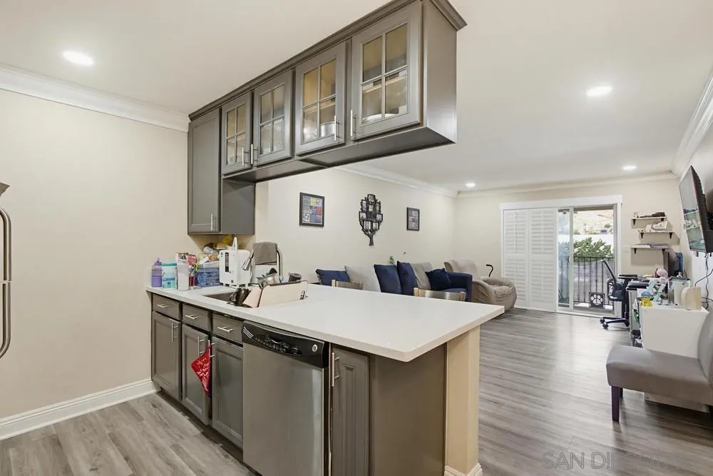 Photo #11: 260011158 Listing: Photo #11