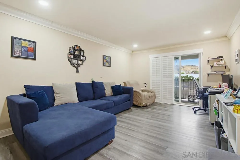Photo #6: 260011158 Listing: Photo #6
