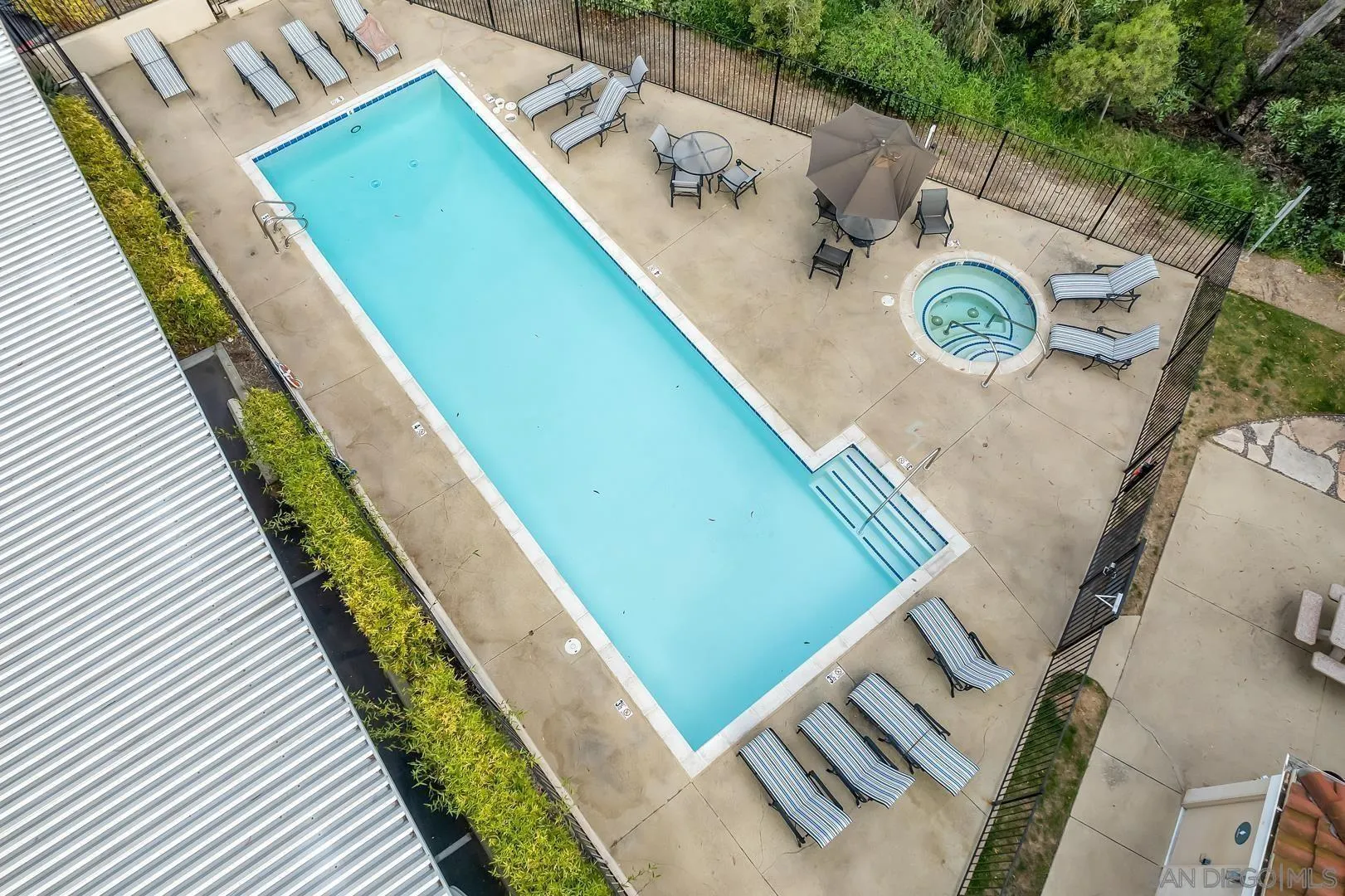 https://cdn.realtyfeed.com/cdn/127/260011160/03ce2f013eba53fddd7147465cb74f88.webp