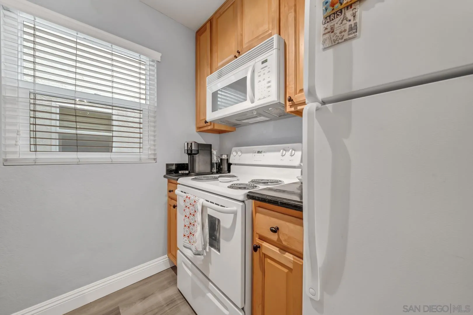 https://cdn.realtyfeed.com/cdn/127/260011160/becc06ef707addb5b71401ea7f67e8c2.webp