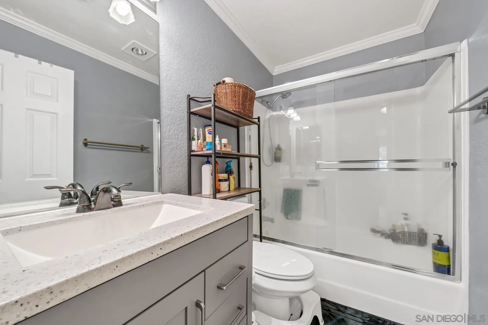 https://cdn.realtyfeed.com/cdn/127/260011160/ee3e4e29c1fe5d350aa88c86097a7ea6.webp