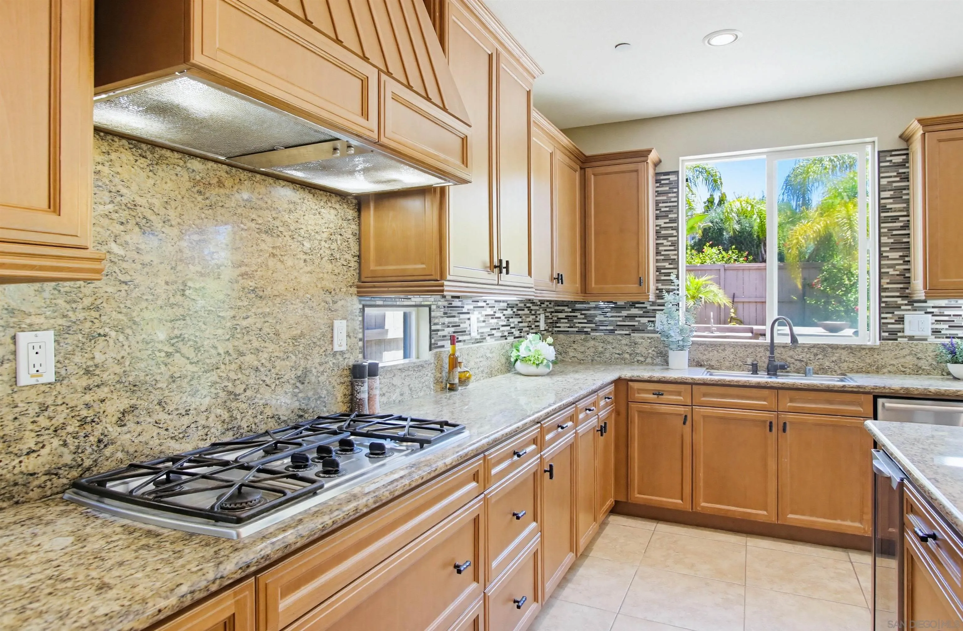 https://cdn.realtyfeed.com/cdn/127/260011161/17ead665d8c6d99ae006089bd2c6b80c.webp
