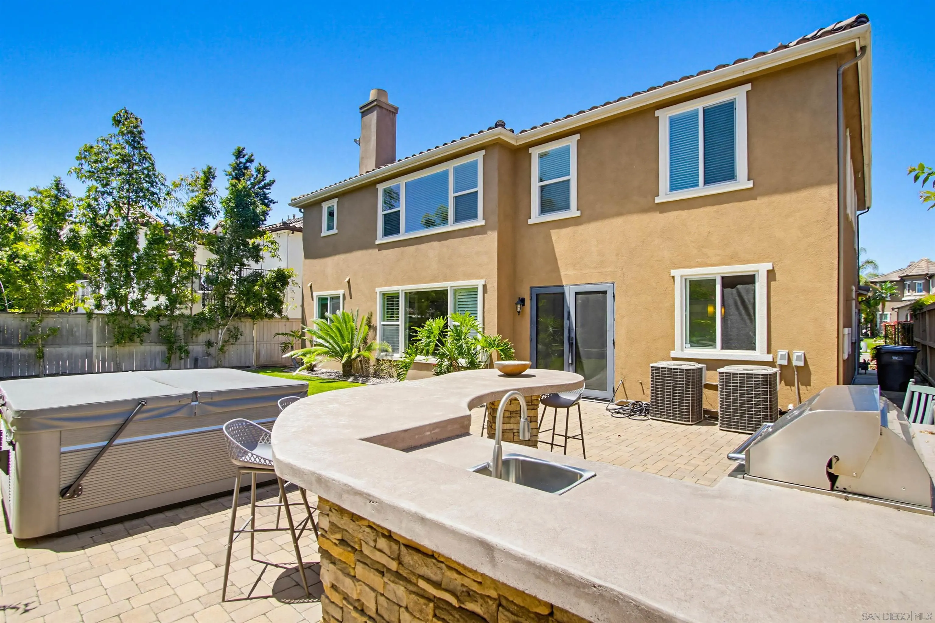 https://cdn.realtyfeed.com/cdn/127/260011161/39340fed849ee79931934b6ff28ffc1f.webp