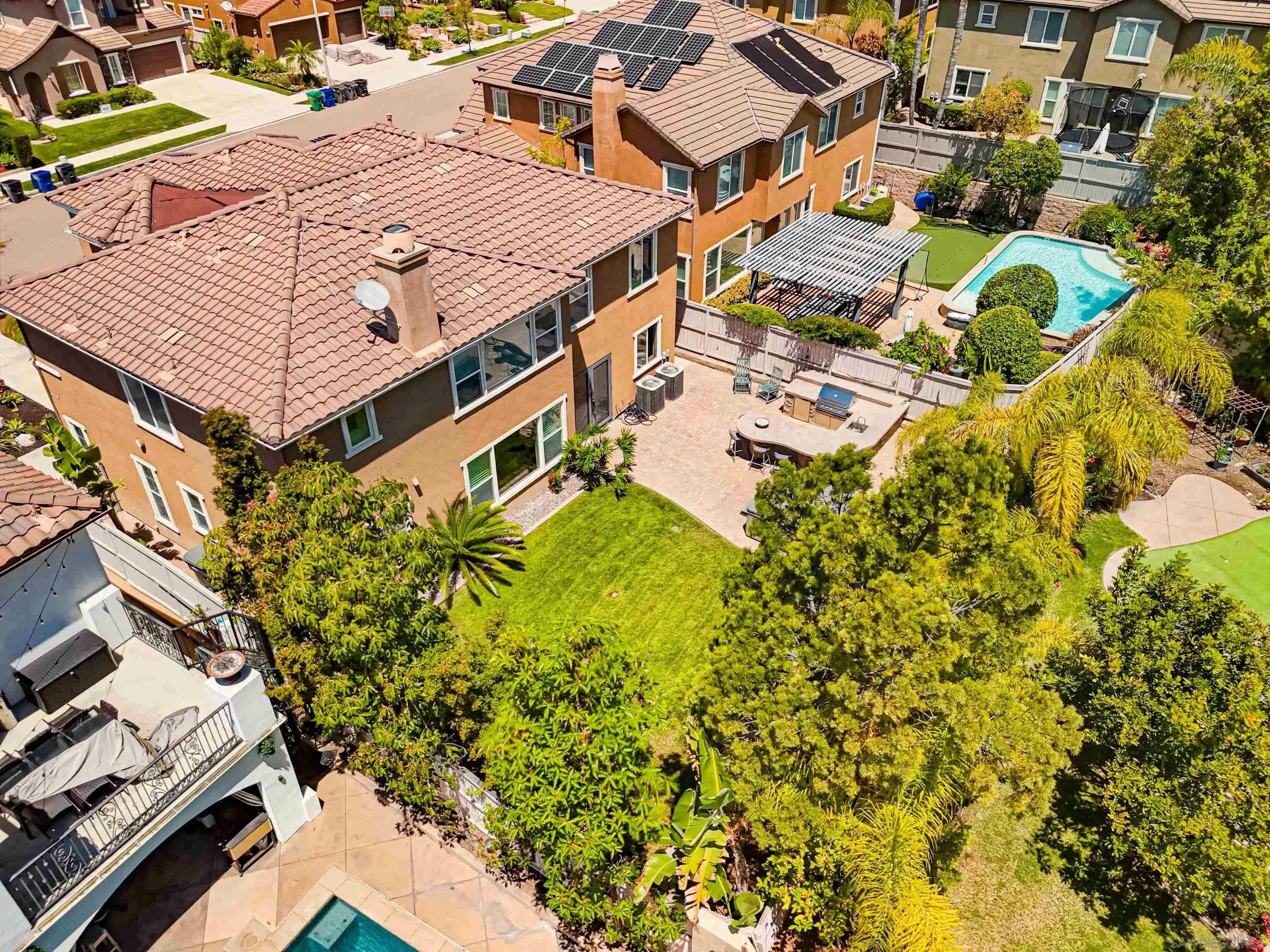 https://cdn.realtyfeed.com/cdn/127/260011161/6e10327c3ef1f3bc25969b543d7a10e4.webp
