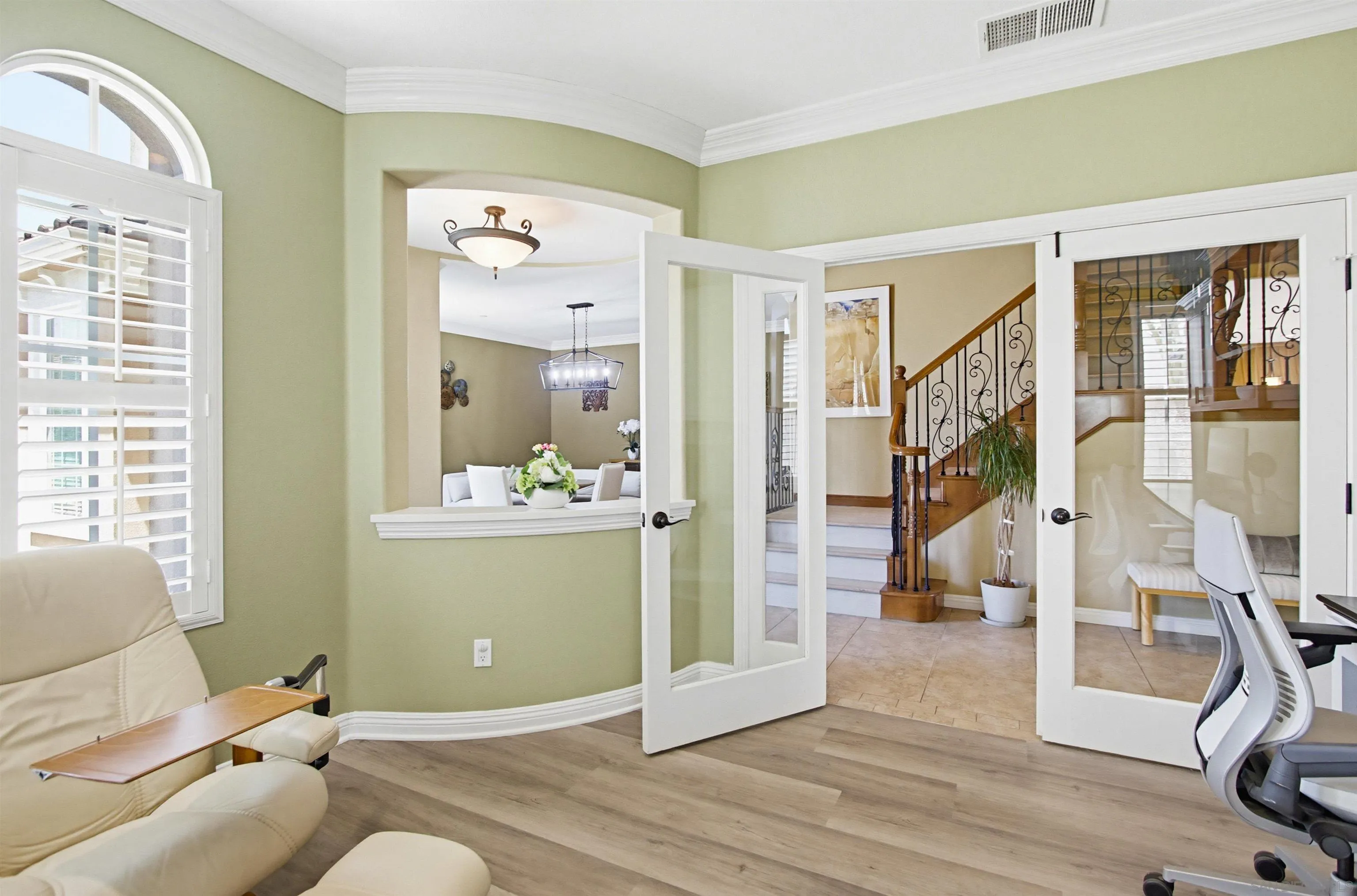 https://cdn.realtyfeed.com/cdn/127/260011161/950a0669414f727d1dd858993388289d.webp