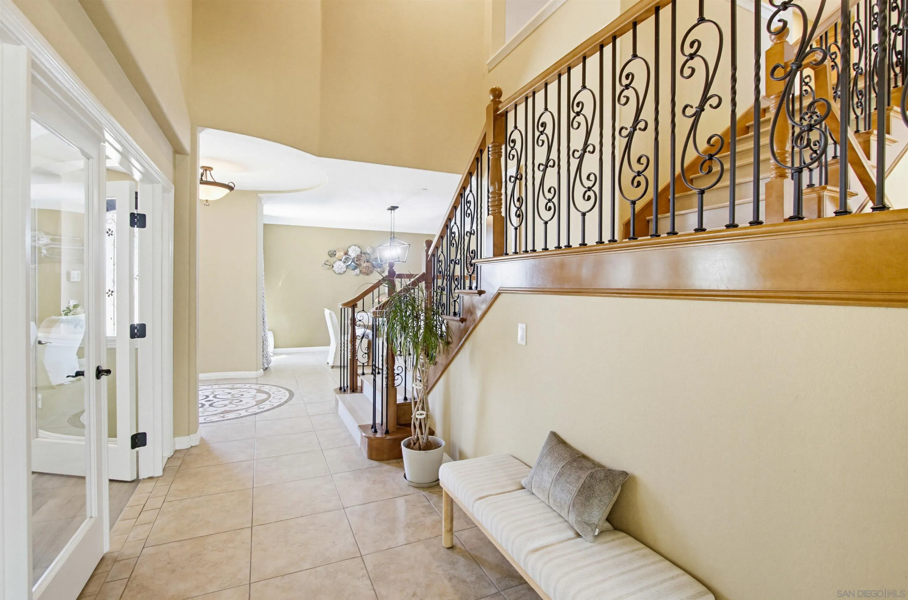 https://cdn.realtyfeed.com/cdn/127/260011161/a9c14dbf7791b5311c964966641bb226.webp
