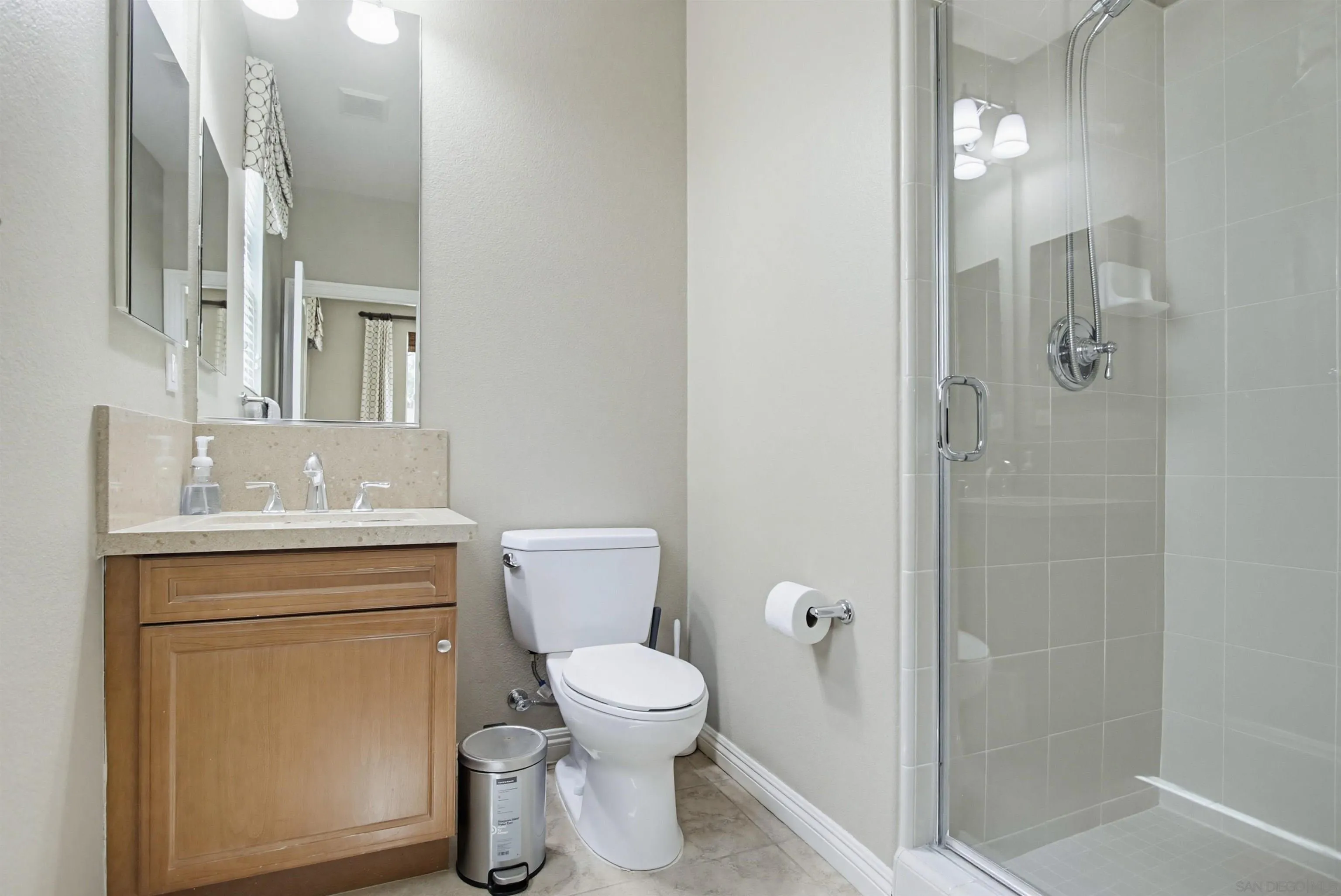 https://cdn.realtyfeed.com/cdn/127/260011161/ba6c0deb38a655efa7c43209fa27c883.webp